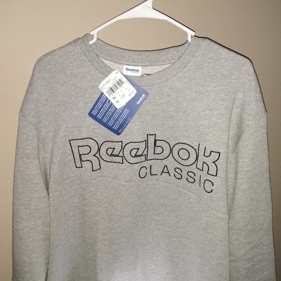 Reebok Other - 🏷️SALE Men's Reebok sweatshirt Size XL